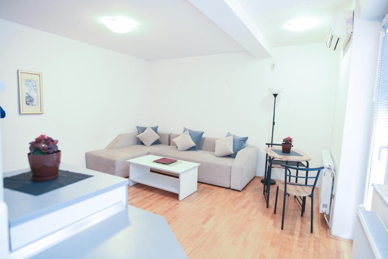 Elena Apartment Скопие Екстериор снимка